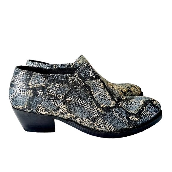 Skechers Shooties Womens 7.5  Snakeskin Print Cowboy Boot Western Ankle Booties - Picture 13 of 13